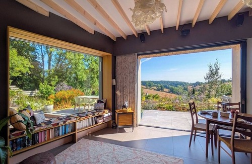 Lower Soudley House | Award-Winning laidback luxury | Cinema | Landscaped gardens | Bathe under stars