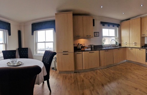 Herne Bay Apartment | Bay View Penthouse panoramic sea views Sea View Holiday home Herne Bay