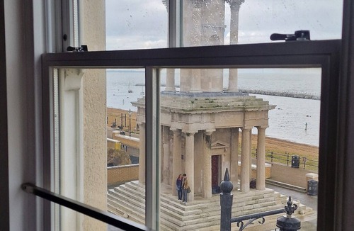 Herne Bay Apartment | Bay View Penthouse panoramic sea views Sea View Holiday home Herne Bay