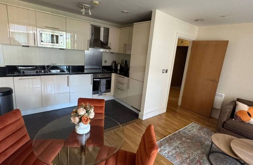 South Bank Apartment | Beautiful apartment for 2 guests with WIFI, TV and balcony