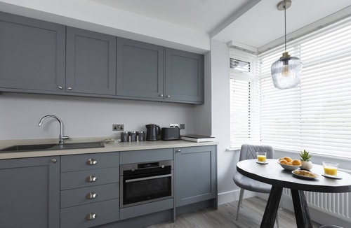 Headington Apartment | Bell House Oxford - The Punt