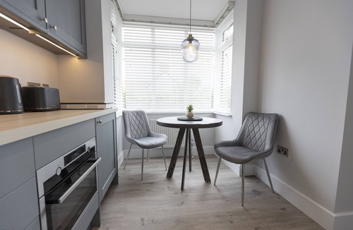 Headington Apartment | Bell House Oxford - The Punt