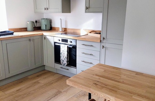 Porthcawl Other | Beudy Ger Y Mor, PorthcawlnA two bedroom annexe attached to a charming farmhouse