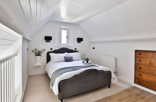 Beverston Other | Beverston Castle Estate - Cotswolds Sleeps 11