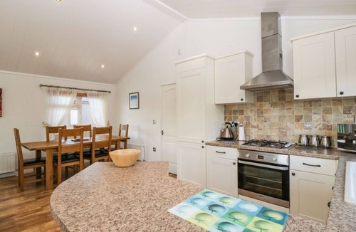 Puxton House | Blenheim Lodge, Hewish