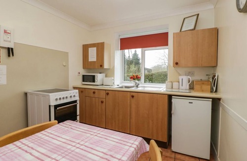 Abergavenny House | Blorenge, near to Mardy. 1bed.