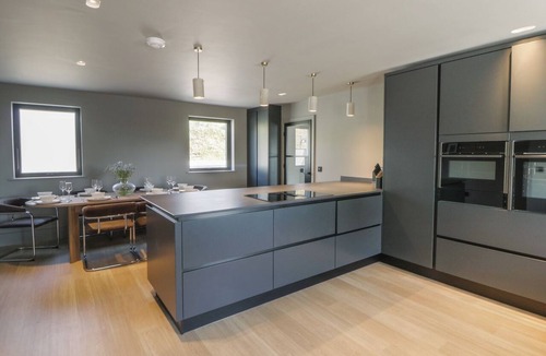 Aberystwyth Cottage | BRYNSEION UCHAF, family friendly, with hot tub in Aberystwyth