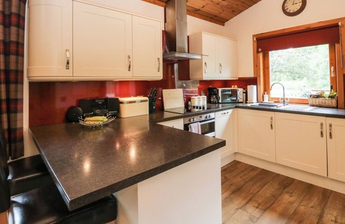Torlundy Cottage | BURNSIDE LODGE, family friendly, with open fire in Fort William