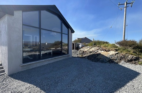 Callow Apartment | Calla Retreat with stunning views