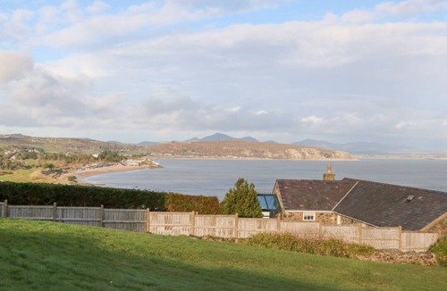 Bwlchtocyn House | Caravan at Cartref, Bwlchtocyn