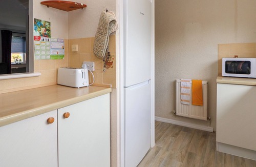 Llandudno Cottage | CARISBROOK, pet friendly, country holiday cottage in Llandudno