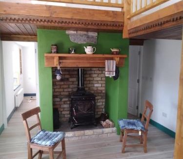 Shannonbridge House | Carrowkeel Cottage