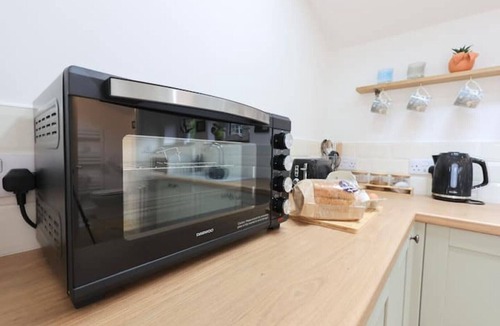 Pulham House | Charming converted Pigsty in the Heart of Dorset Countryside