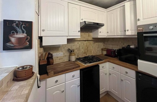 Box Cottage | Charming Cotswold cottage with stunning views.
