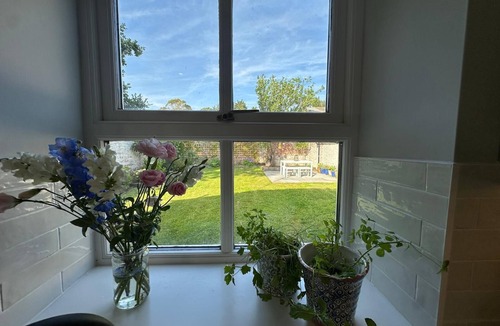 Plumpton Green Cottage | Charming Cottage & Private garden near South Downs -Great location for hiking