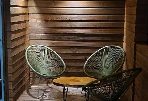 Killurin Ski Chalet | Charming Countryside Retreat-Peaceful&Green Escape