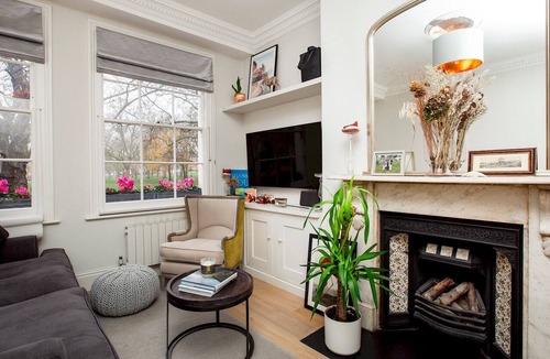 Islington Apartment | Charming Luxe 1-Bed by Highbury Fields & Tube - Pass the Keys
