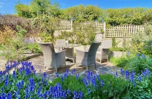 Wadebridge House | Cherry Tree Cottage