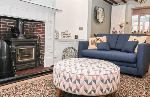 Driffield House | Chestnut Cottage
