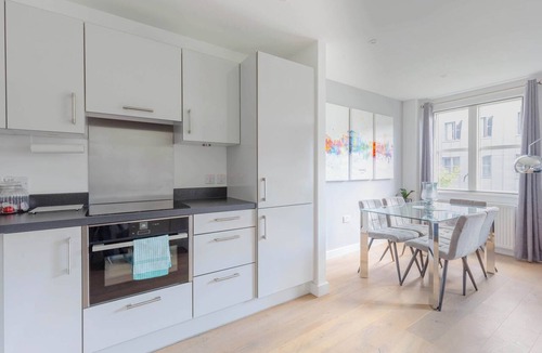 Angel Apartment | Chic 1BD Flat in the Heart of Islington!