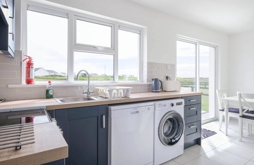 Liscannor House | Clochan Na Mara 15 (In Liscannor Village)