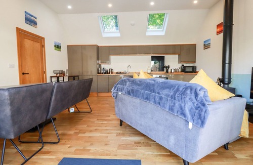 Bodmin House | CLONMORE, pet friendly, country holiday cottage in Bodmin