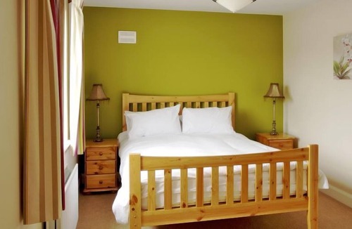 Bunratty Apartment | Close to Bunratty Castle and 15 minutes to Shannon Airport