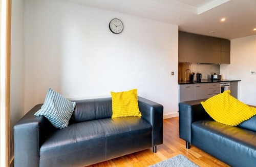 Roath Apartment | Cohost Partners Charming 1BR Retreat Netflix & Cozy Vibes