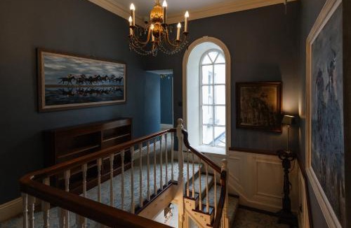 Slane House | College Hill House