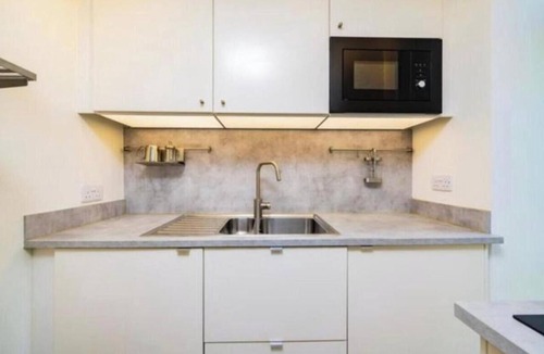 Howth Apartment | COMFORTABLE ONE BEDROOM APARTMENT IN HEART OF DUBLIN CITY
