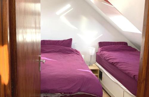 Headington House | Comfortable Private Room in a Friendly Home in Headington next to Brookes University Oxford, C