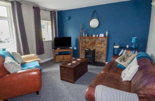 Reynoldston House | Corner Cottage