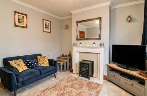 Haxby Cottage | Cornerways, 8 North Lane