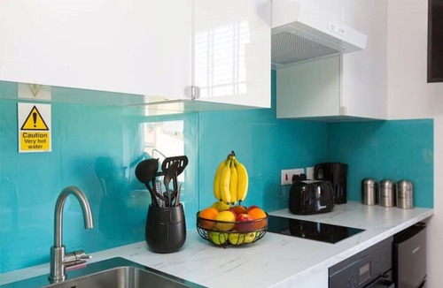 Golborne Apartment | Cosy Central Studio Apartment Zone 2, Studio 4