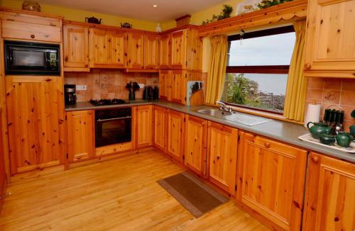 Cleggan House | Cottage 108 - Cleggan