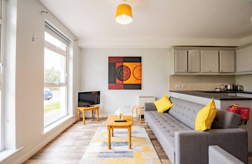 Galway Apartment | Cozy 2-Bedroom Apartment in Galway