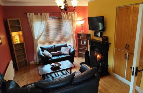 Castlebar House | Cozy House, Castlebar Town, near to Westport, Achill & Clifden
