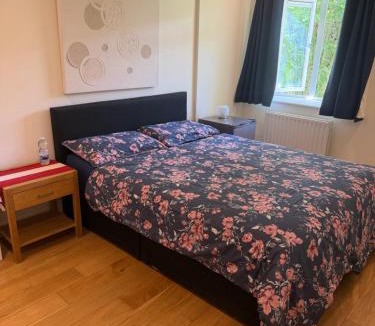 Blanchardstown House | Cozy Room in Modern Apartment - Perfect Location