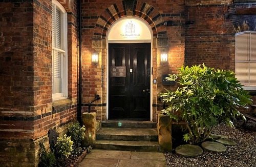 South Cliff Cottage | CRAVEN SUITE, romantic, country holiday cottage in Scarborough