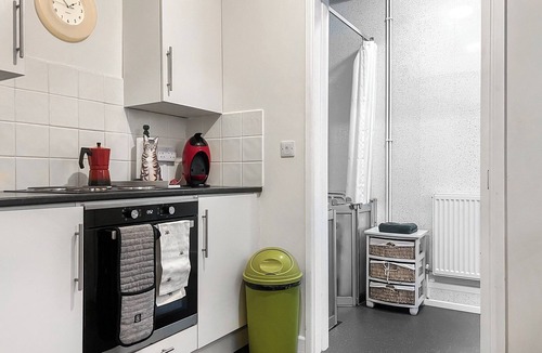 Port Talbot Cottage | Creative Afan Valley Home