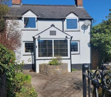 Symonds Yat House | Crossways Cottage - Symonds Yat