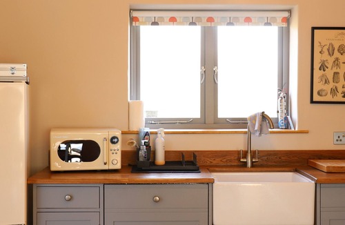 Abergavenny House | Dairy in the Black Mountains