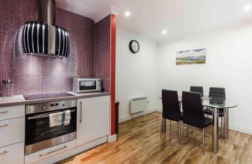 City Centre Dublin Apartment | Delightful 2-bedroom apartment in Dublin near vibrant city life