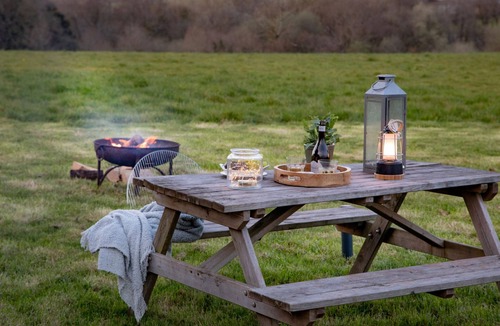 Saxmundham Cabin | Dog Friendly Safari Tent, Skylark at Sweffling Hall, Suffolk