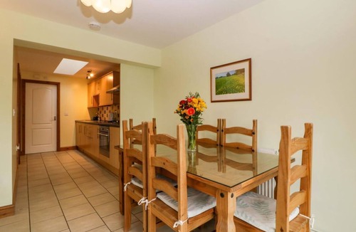 Gloucester Cottage | Dovecote Cottage, Gloucester