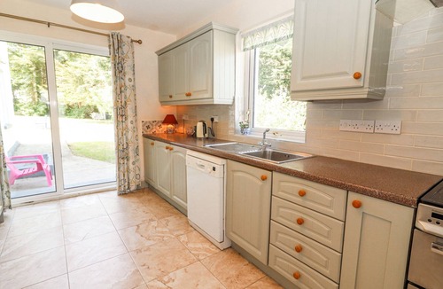 Listowel Cottage | DROMCLOUGH FARMHOUSE, family friendly in Listowel, County Kerry