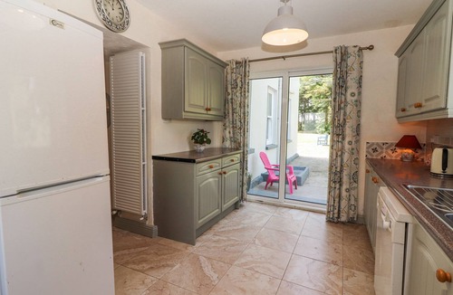 Listowel Cottage | DROMCLOUGH FARMHOUSE, family friendly in Listowel, County Kerry