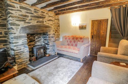 Mawddwy House | Dyfi Cottage