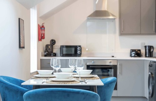 Belfast Apartment | East Village 1-Bed Penthouse | Roof Terrace