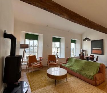 Liscannor Apartment | Egan's Bar Apartment